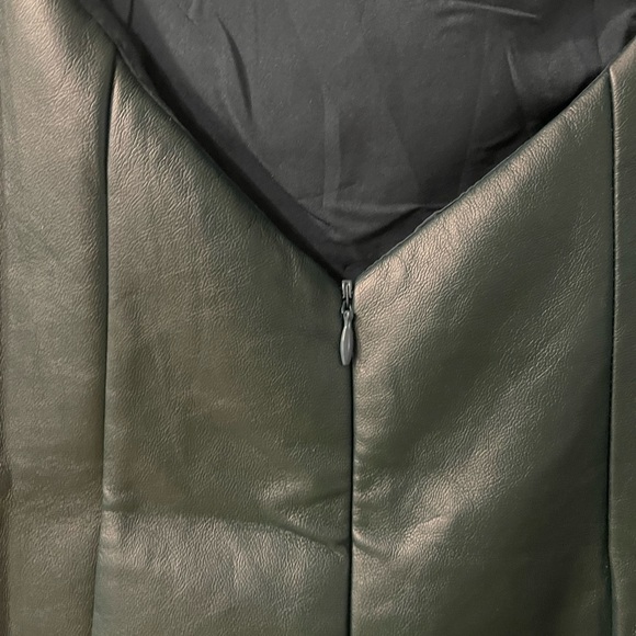 Lulu’s Mini Dress - Picture 6 of 7